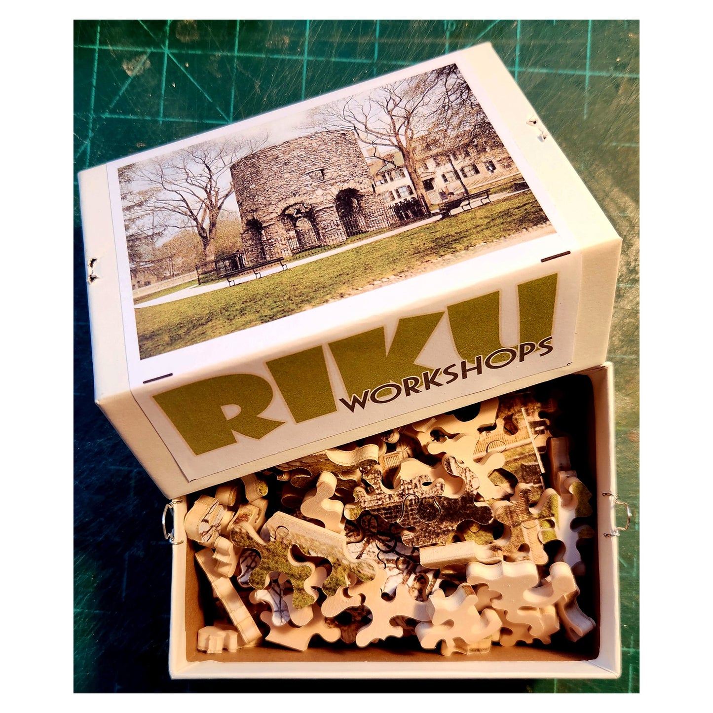 68-689 Newport, Rhode Island, Old Stone Mill 1900