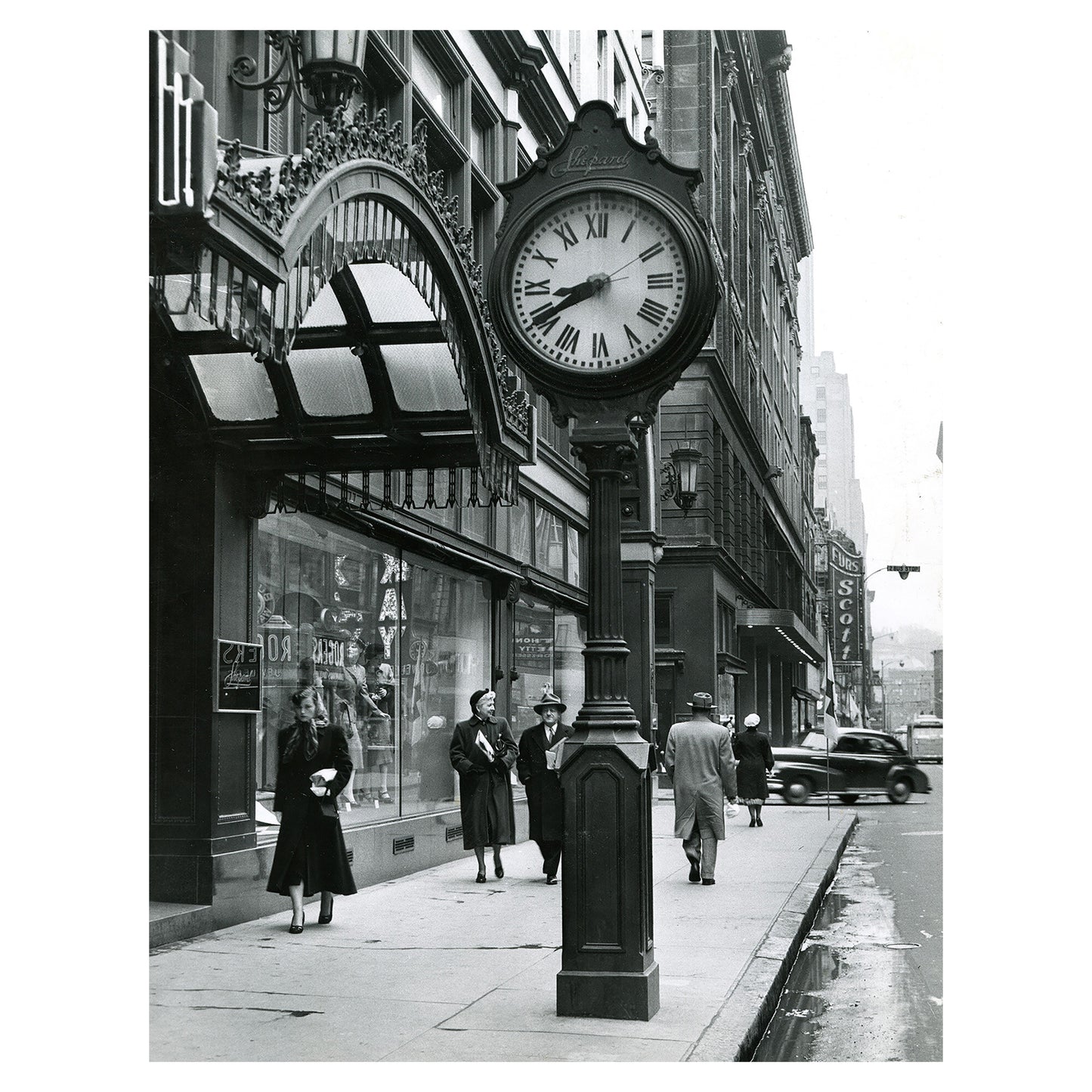 1013-59 The Shepard's Clock, Providence RI 1951