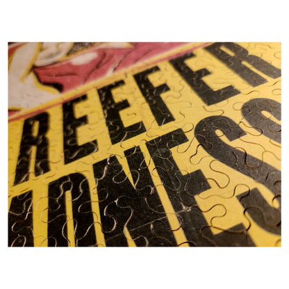 1015-390 Reefer Madness