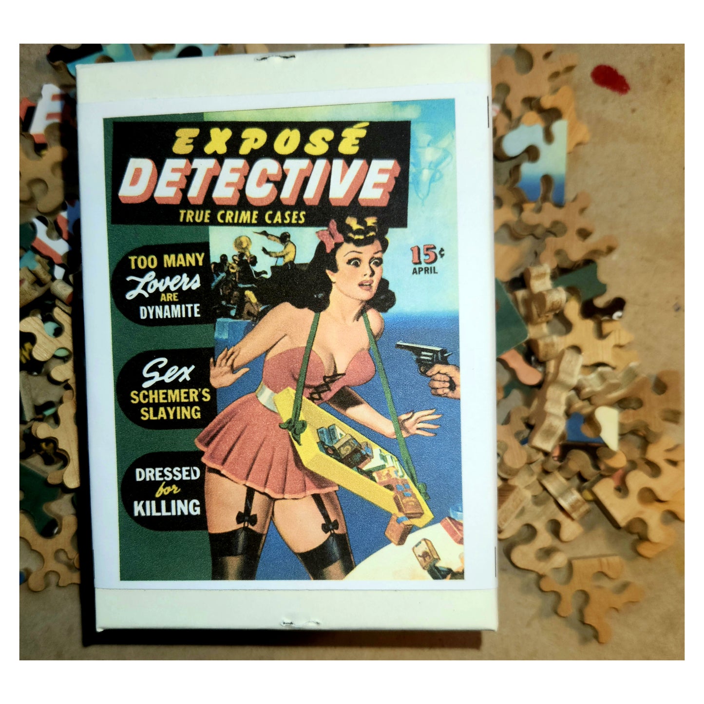 68-83 Expose Detective 4204